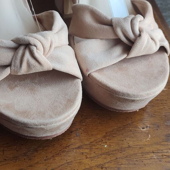 Women's Platform Heels Ankle Strap Sandals Peep Toe Suede Wedges 8.5 - Picture 13 of 15